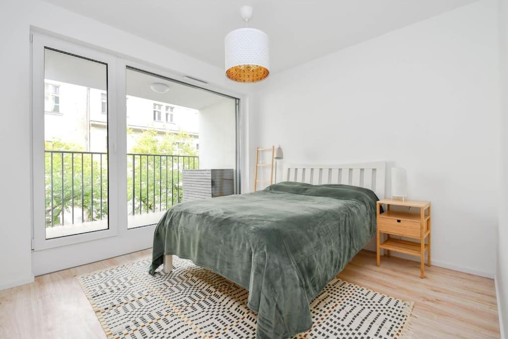 New Modern Apartment In City Center Bratislava Exterior foto